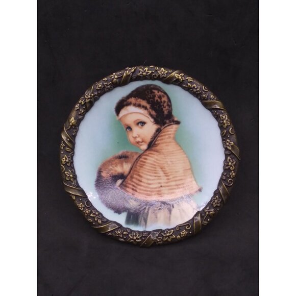 1991 Maud Humphrey Bogart Winter's child Hamilton decor Plate metal trim 4.10" - Picture 8 of 8